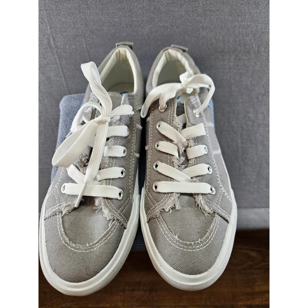 Obtaom Womens Grey Canvas Low Top Sneakers Frayed Edge Lace Up ZY-K22170 Size 7